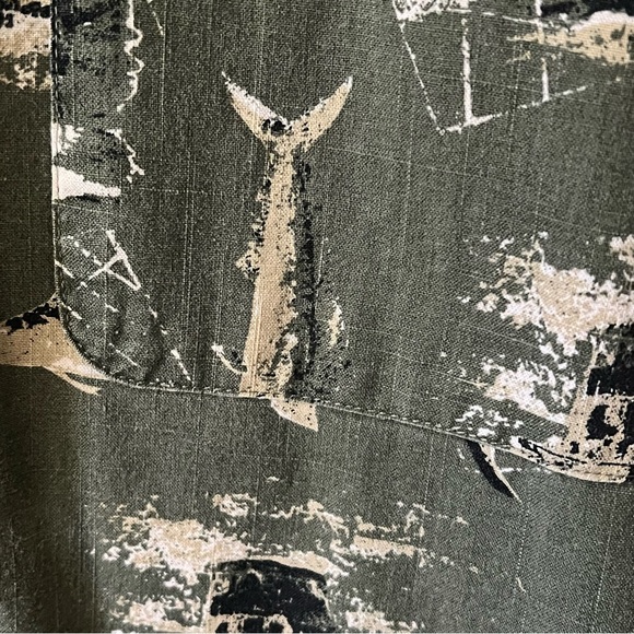 Wolverine Men’s Graphic Fish related on back and front button shirt. Sz.L - Picture 7 of 9